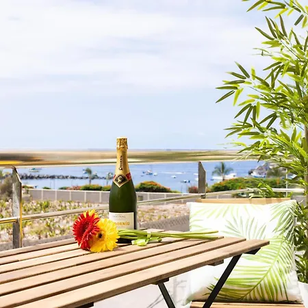 Moderno Junto Al Mar Con Balcon, Aparcamiento Y Wi-fi - Es-279-11