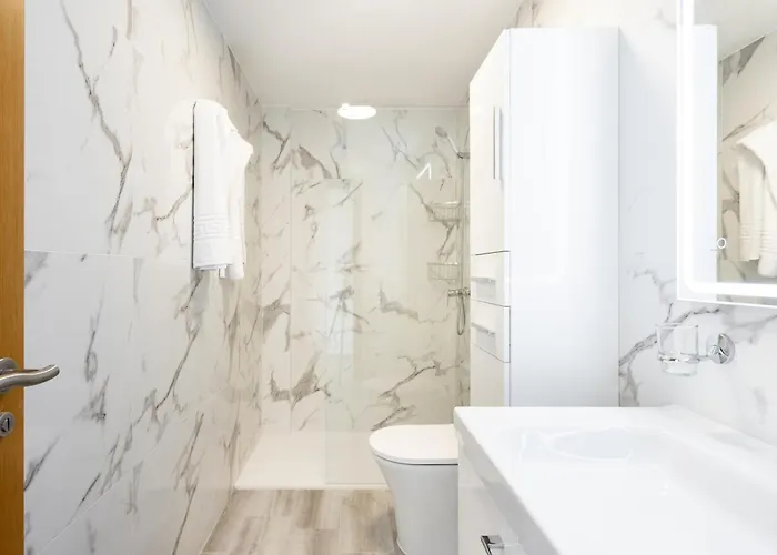 Moderno Junto Al Mar Con Balcon, Aparcamiento Y Wi-fi - Es-279-11 * Icod De Los Vinos