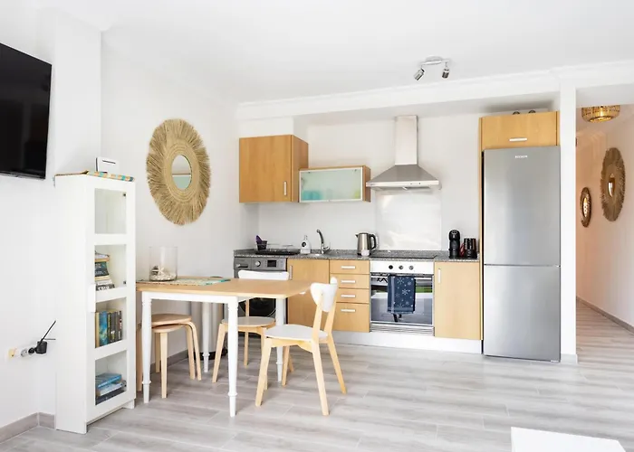 Moderno Junto Al Mar Con Balcon, Aparcamiento Y Wi-fi - Es-279-11 *