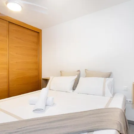 Moderno Junto Al Mar Con Balcón, Aparcamiento Y Wi-fi - Es-279-11 Apartamento *