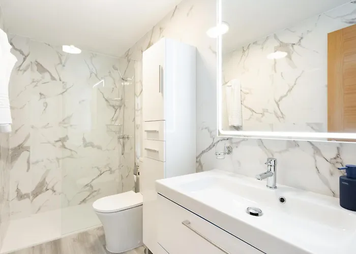 Moderno Junto Al Mar Con Balcon, Aparcamiento Y Wi-fi - Es-279-11 Διαμέρισμα *