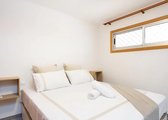 Moderno Junto Al Mar Con Balcon, Aparcamiento Y Wi-fi - Es-279-11 *